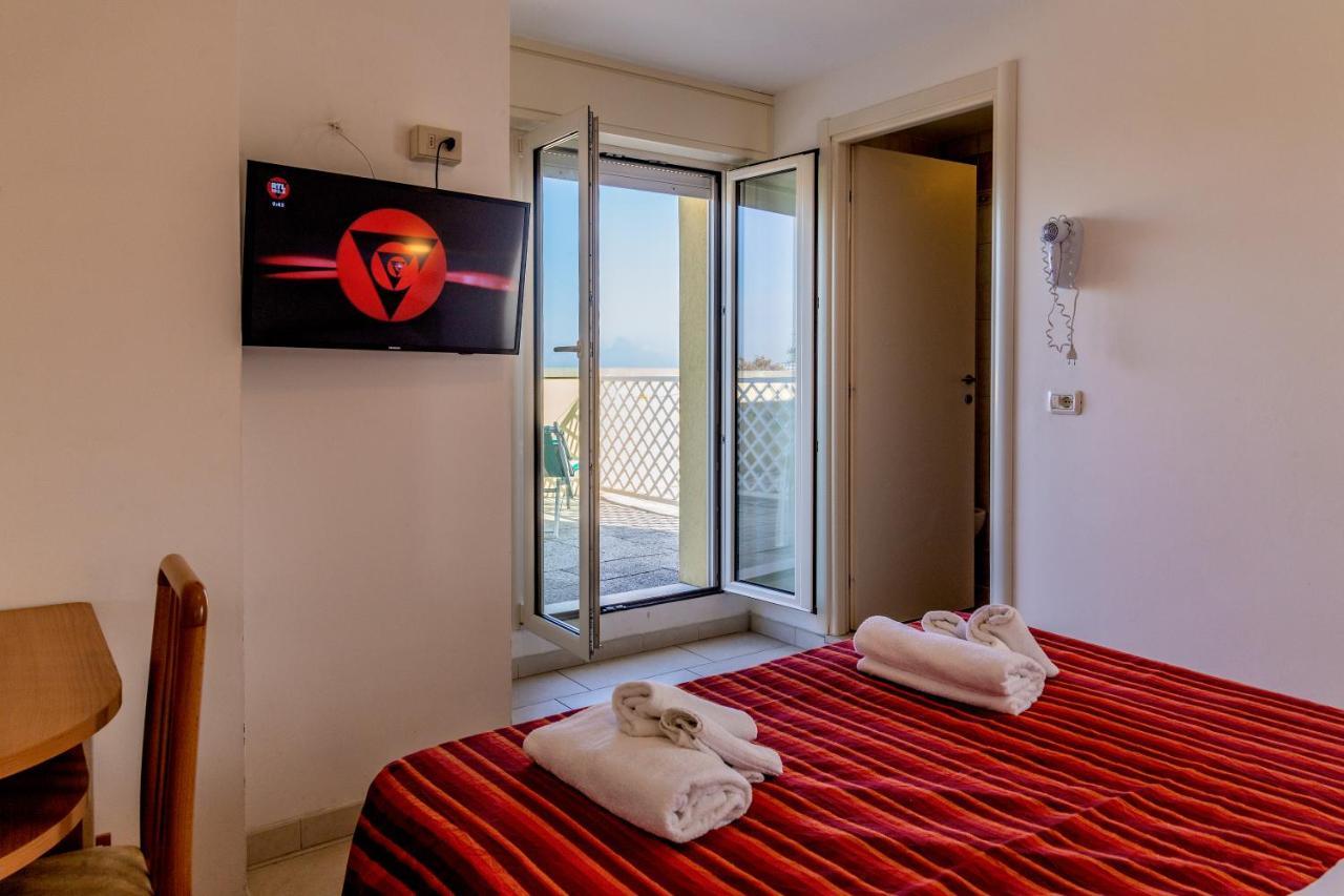 Hotel Beverly Rimini Exterior photo