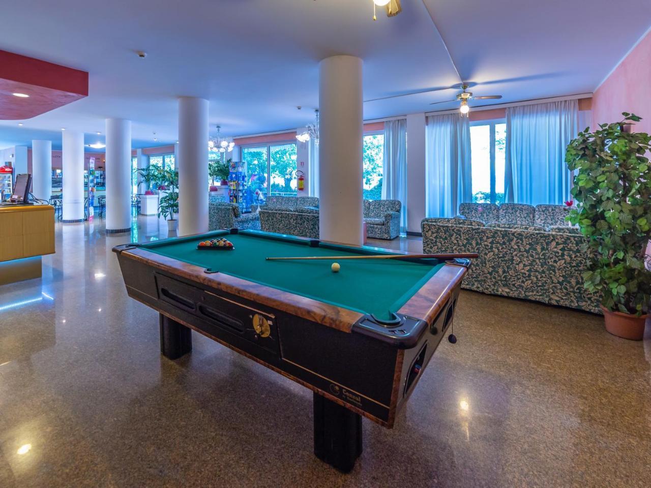 Hotel Beverly Rimini Exterior photo